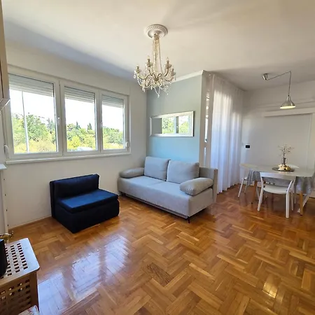 Apartment Augusta