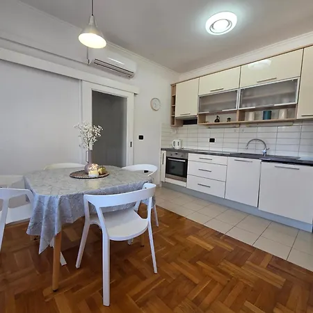 Apartment Augusta *