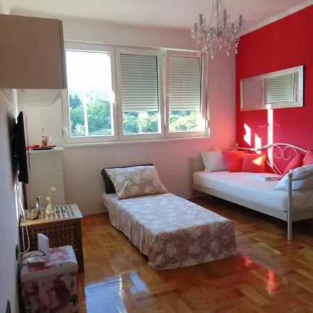 Appartamento Augusta Zara